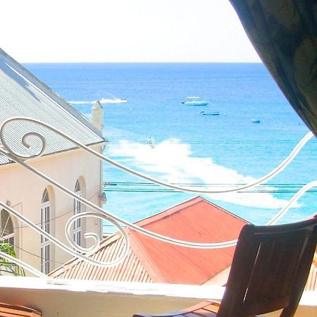 Coral Lane Beach Apartments セントジェームス エクステリア 写真